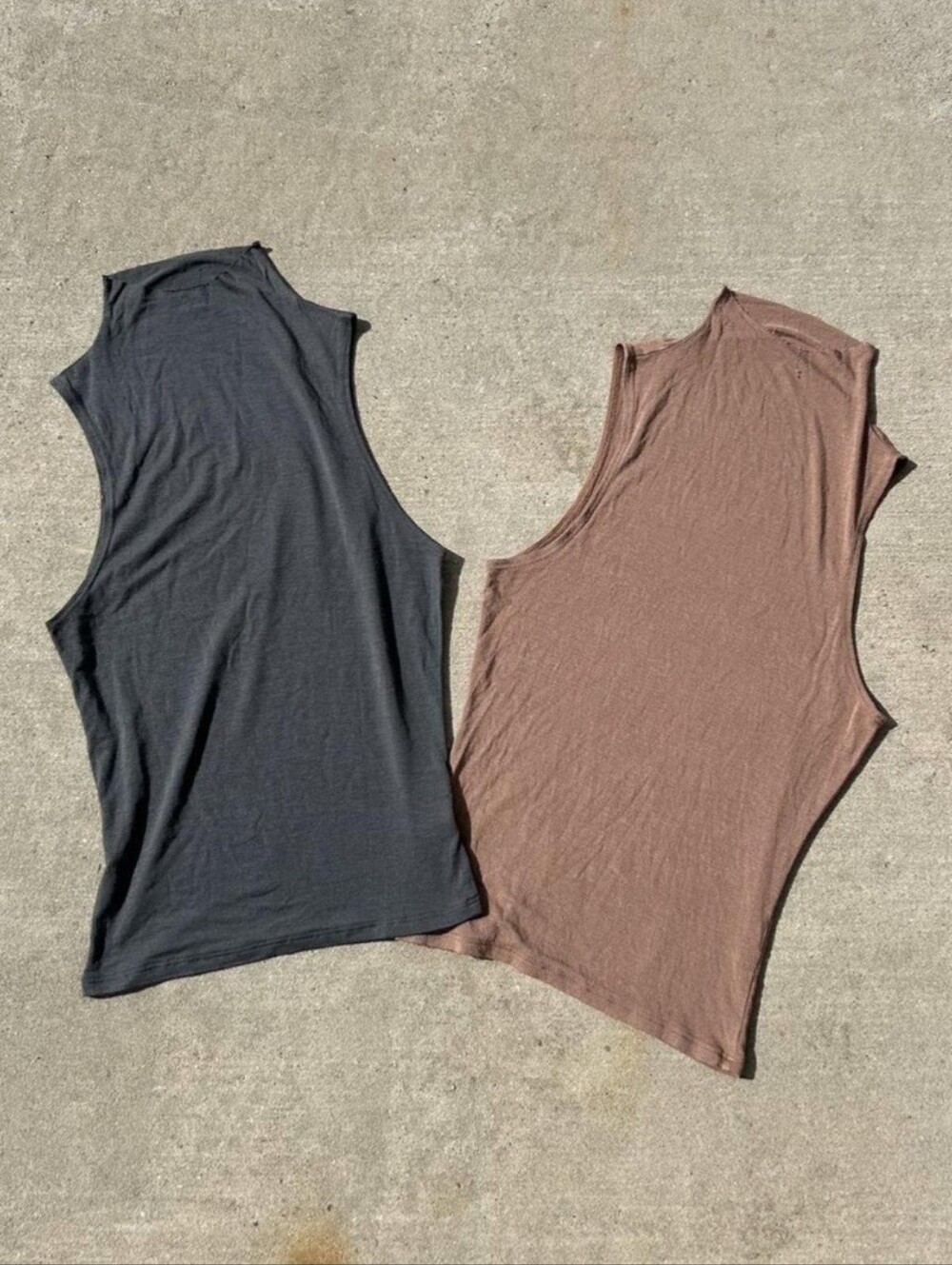 Joah Brown Charcoal Mock Neck Sleeveless Tank | XS/S - Picture 5 of 6
